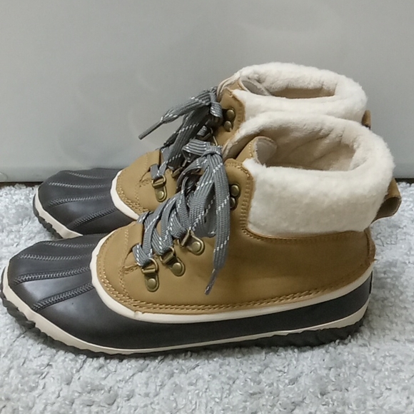 *Final Price* Like New JBU Alison Lace Up Winter Duck Ankle Boots - Picture 3 of 7